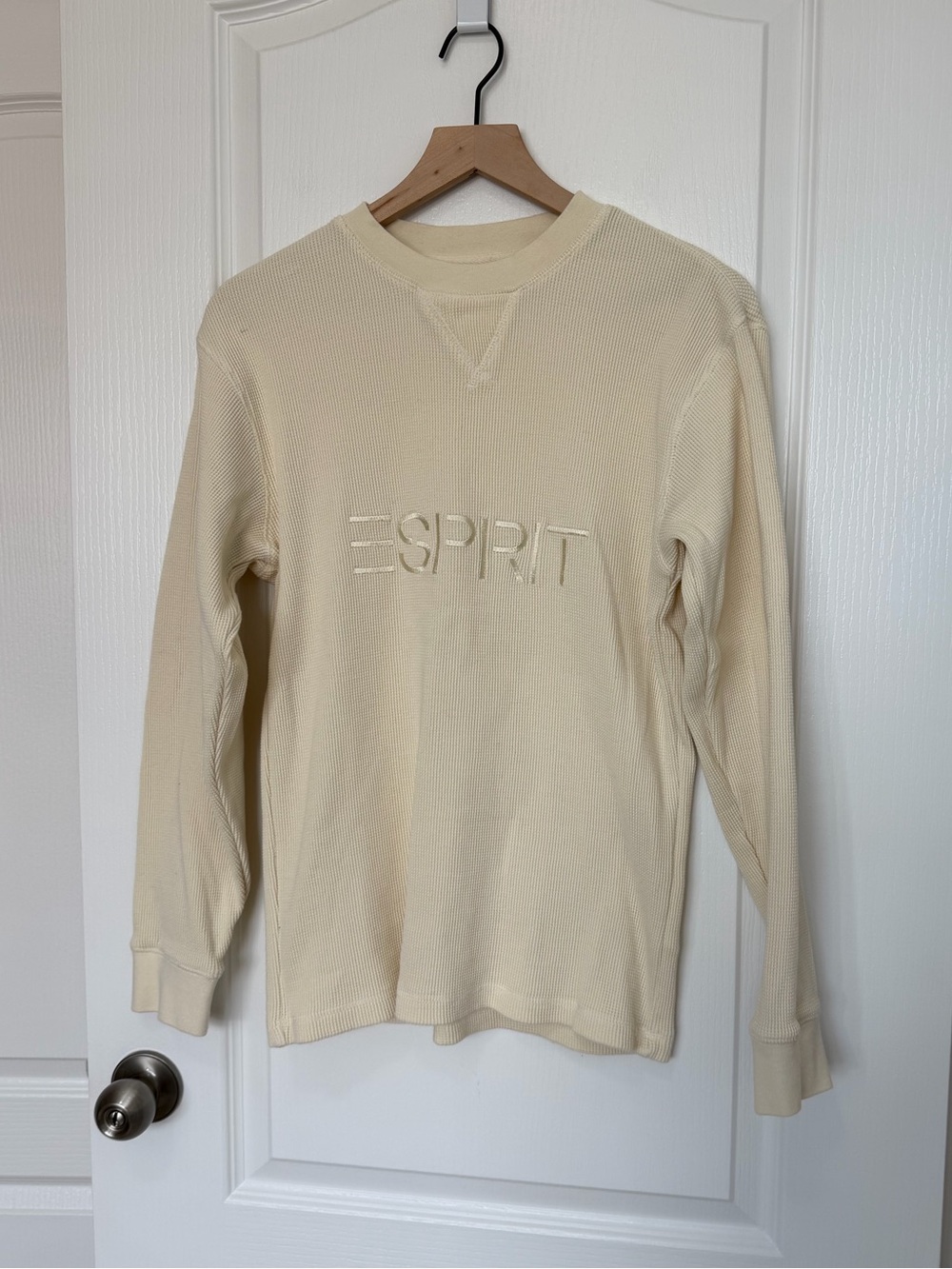 Espirit by PacSun Cream long sleeve shirt small